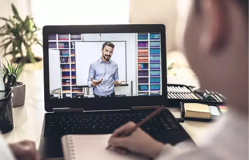 Aula-virtual_-que-es-y-cuales-son-sus-caracteristicas